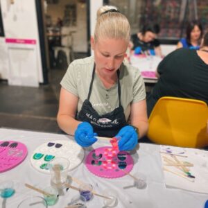 Colourful Resin Jewellery workshops